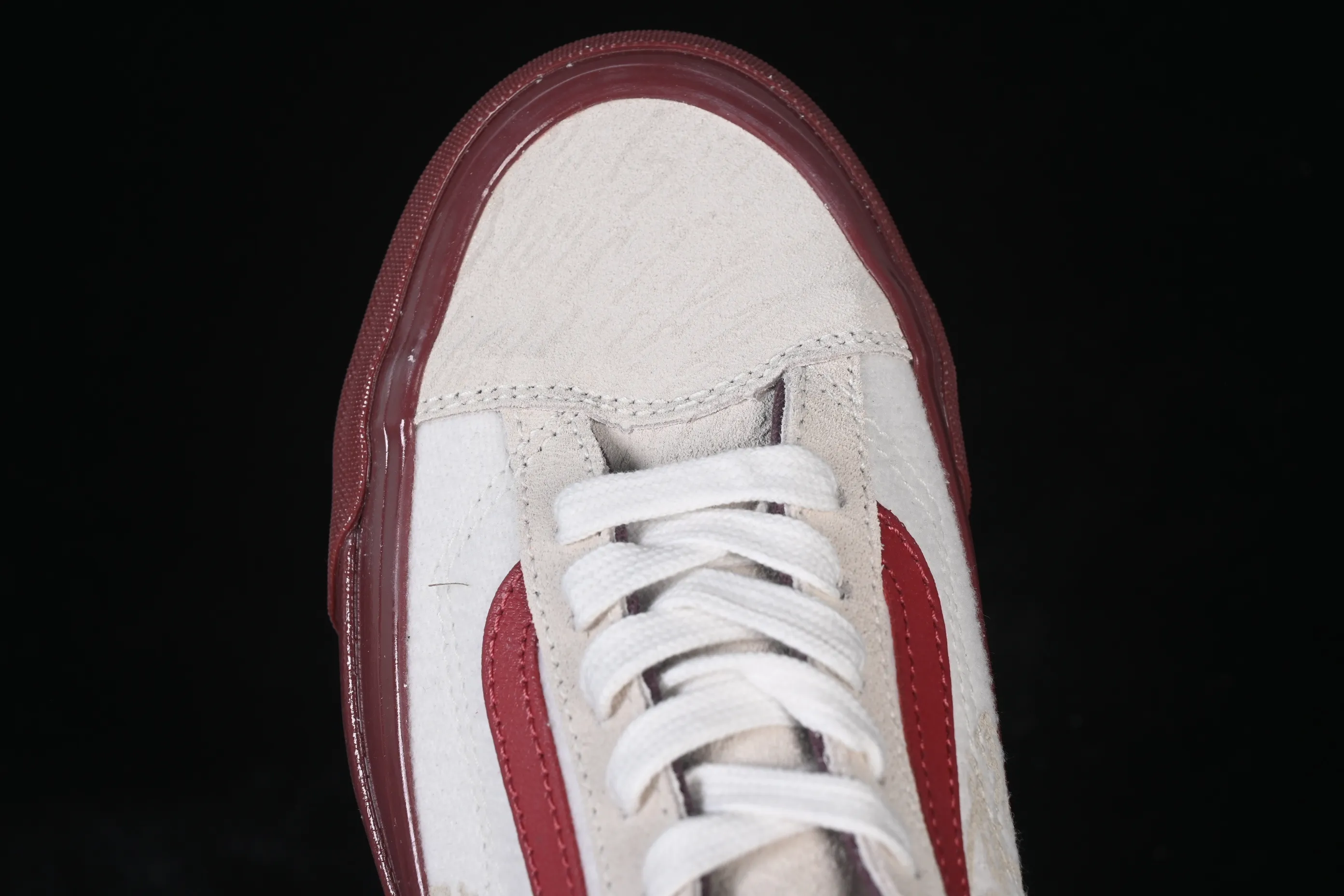 All categories Vans Vans series Vans Low Vans low-top Vans Old Skool Year of the Horse limited edition Immediate success Low-top casual sneakers VN000EJUHRW